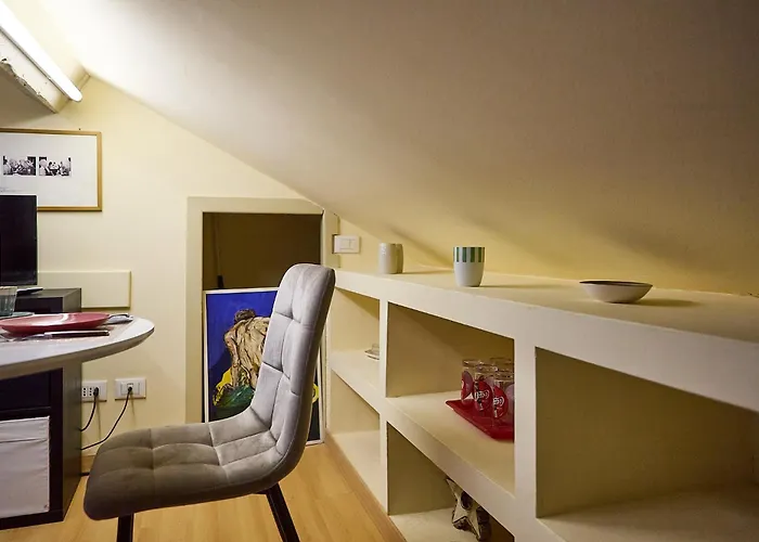 Brera - Tiny * Milano