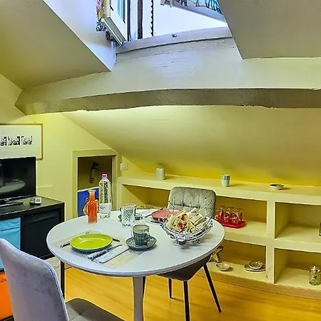 Brera - Tiny Apartment *